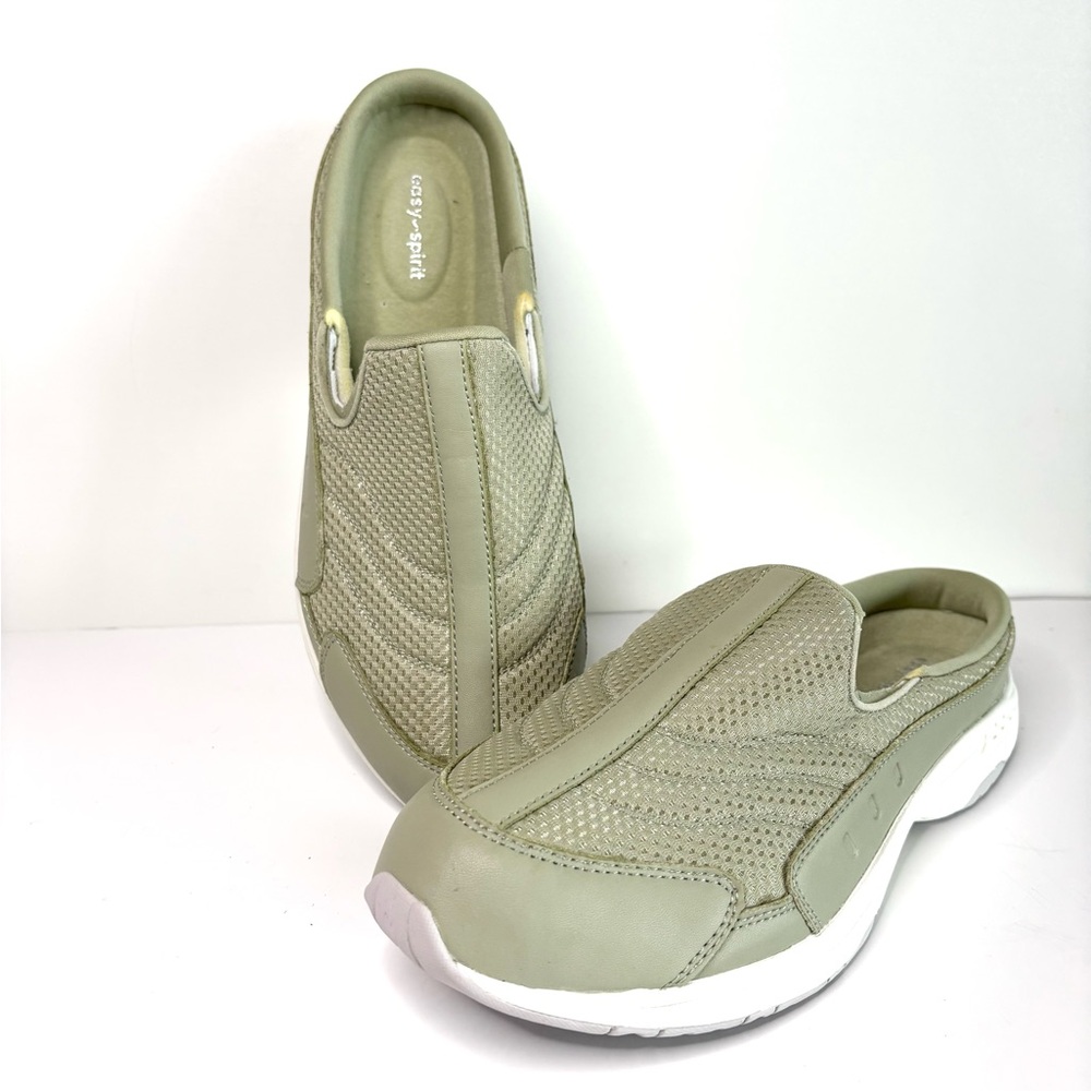 12W Easy Spirit Travel Time Clogs Women’s Wide Shoes